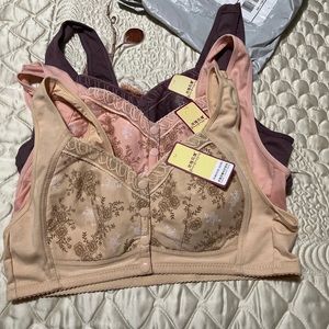 Bra (3) snap front